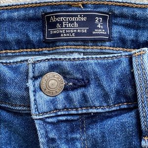 Abercrombie Simone High Waisted Blue Jean